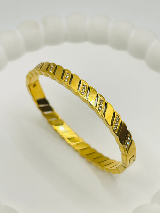 Regal Twist Crystal Gold Bangle