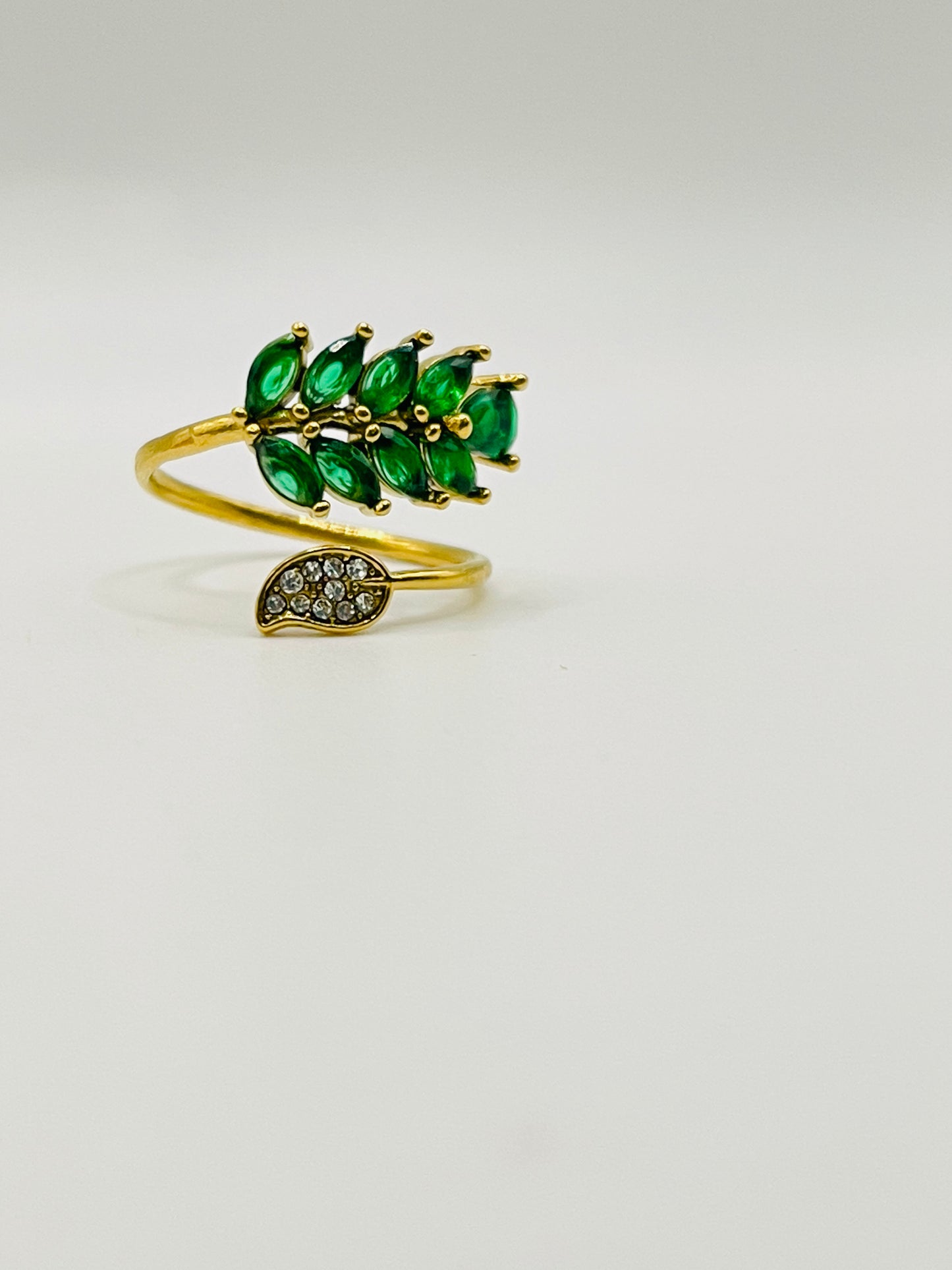 Emerald Leaf Crystal Ring Set - Gold Adjustable