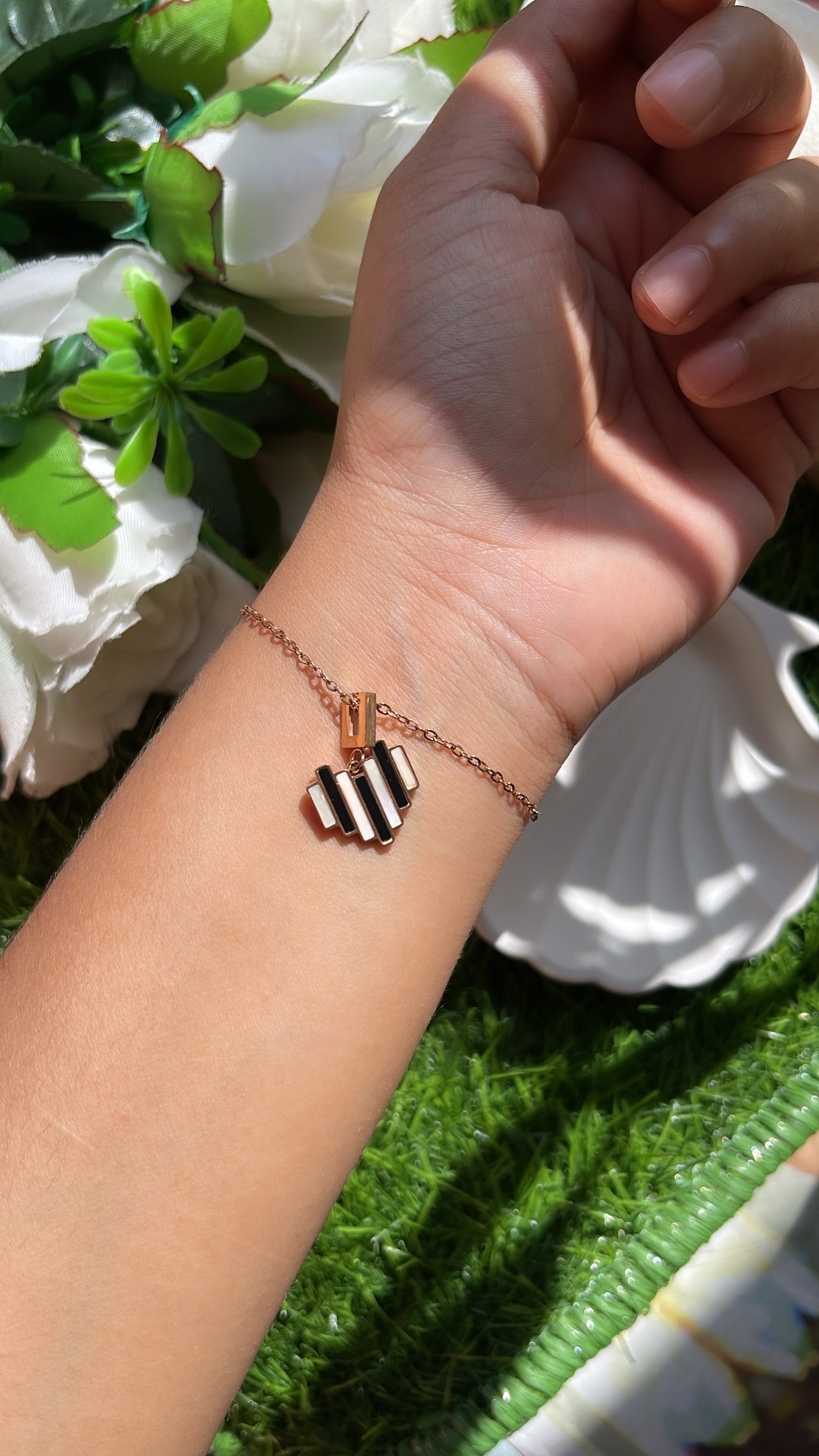 Rose Gold Central Medallion Bracelet