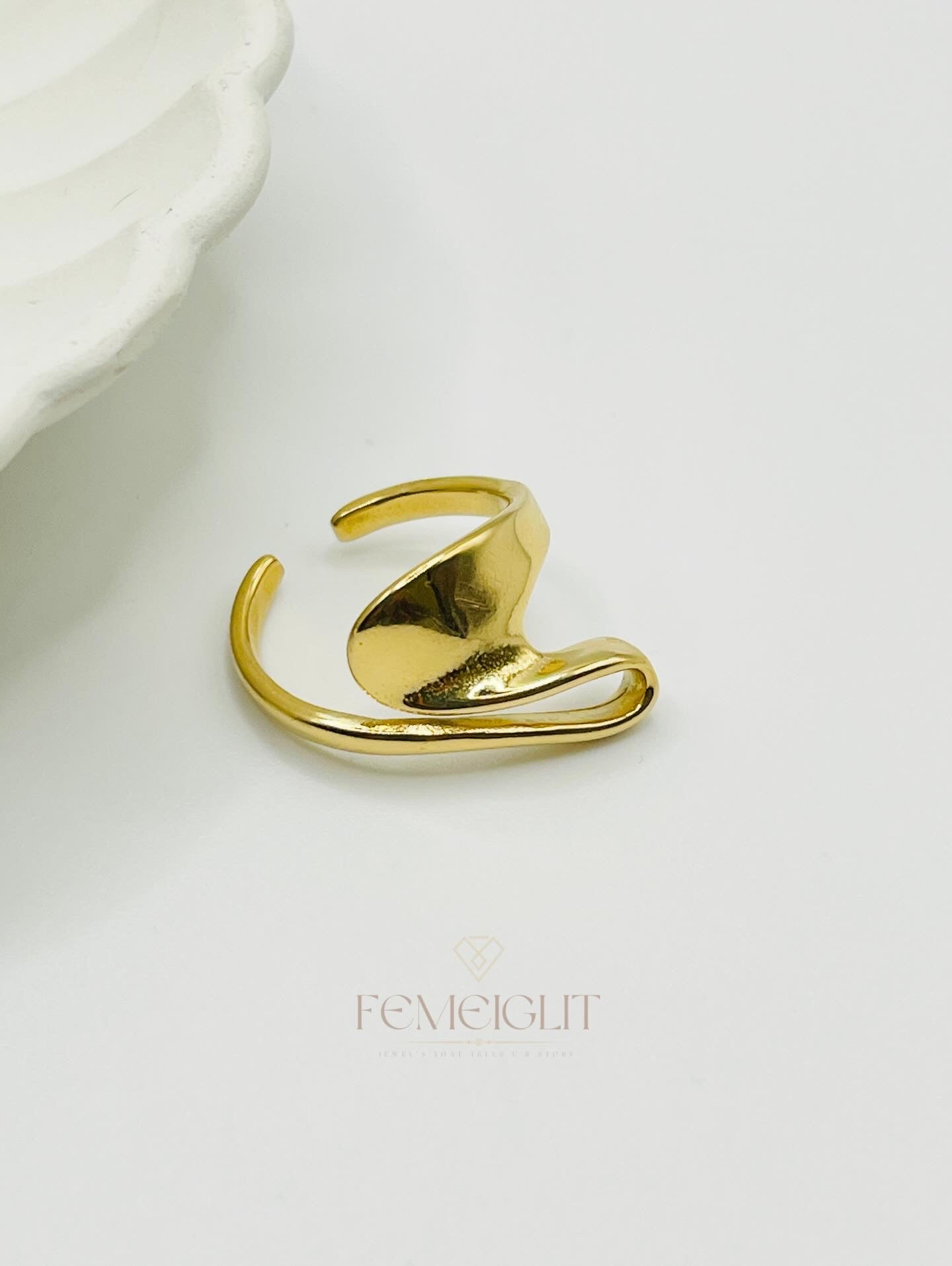 Sculptural Gold Wrap Ring
