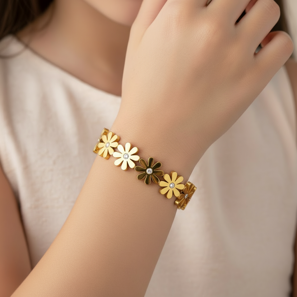 Golden Daisy Bloom Bangle