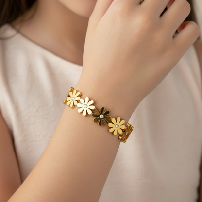 Golden Daisy Bloom Bangle