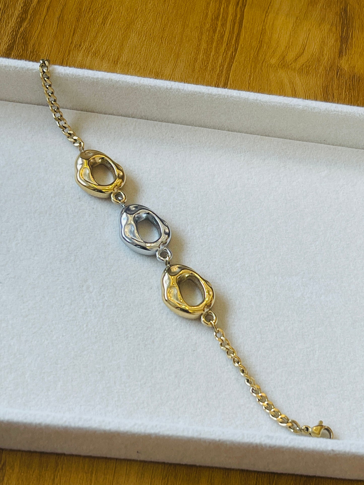 Duo-Tone Molten Link Bracelet