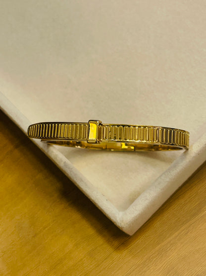 Gold Plated Ribbed Wrap Bangle