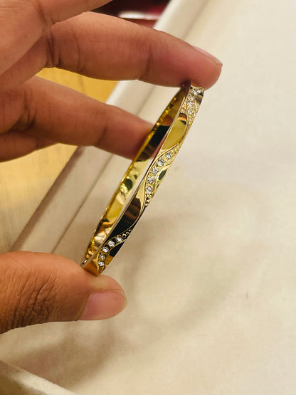 Crystal Line Gold Bangle