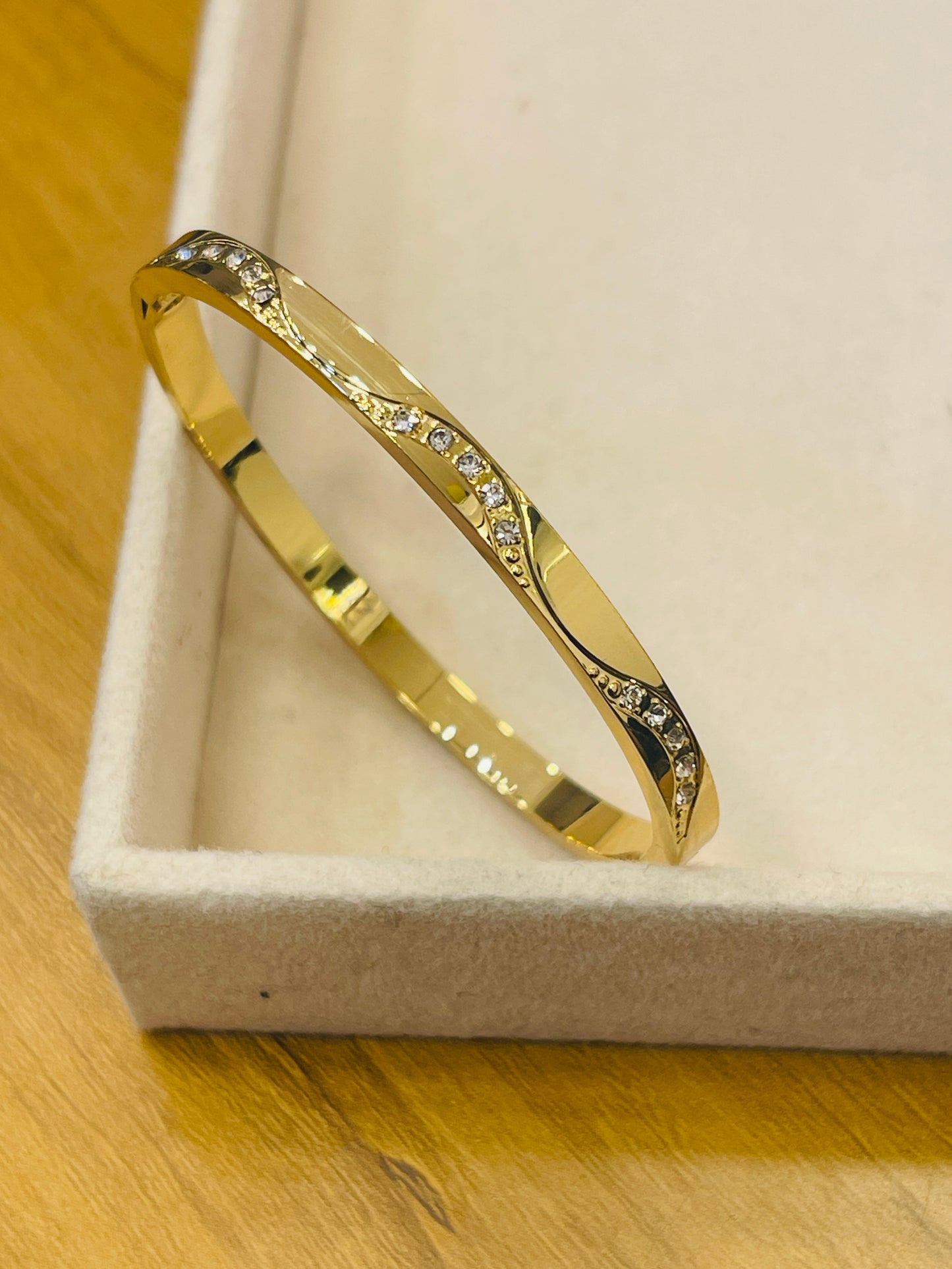 Crystal Line Gold Bangle