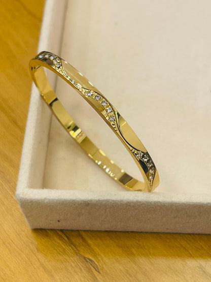 Crystal Line Gold Bangle