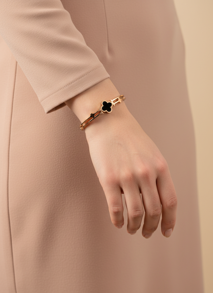 Rose Gold Clover Bangle