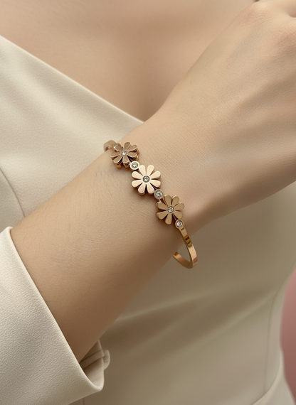 Daisy Chain Bangle