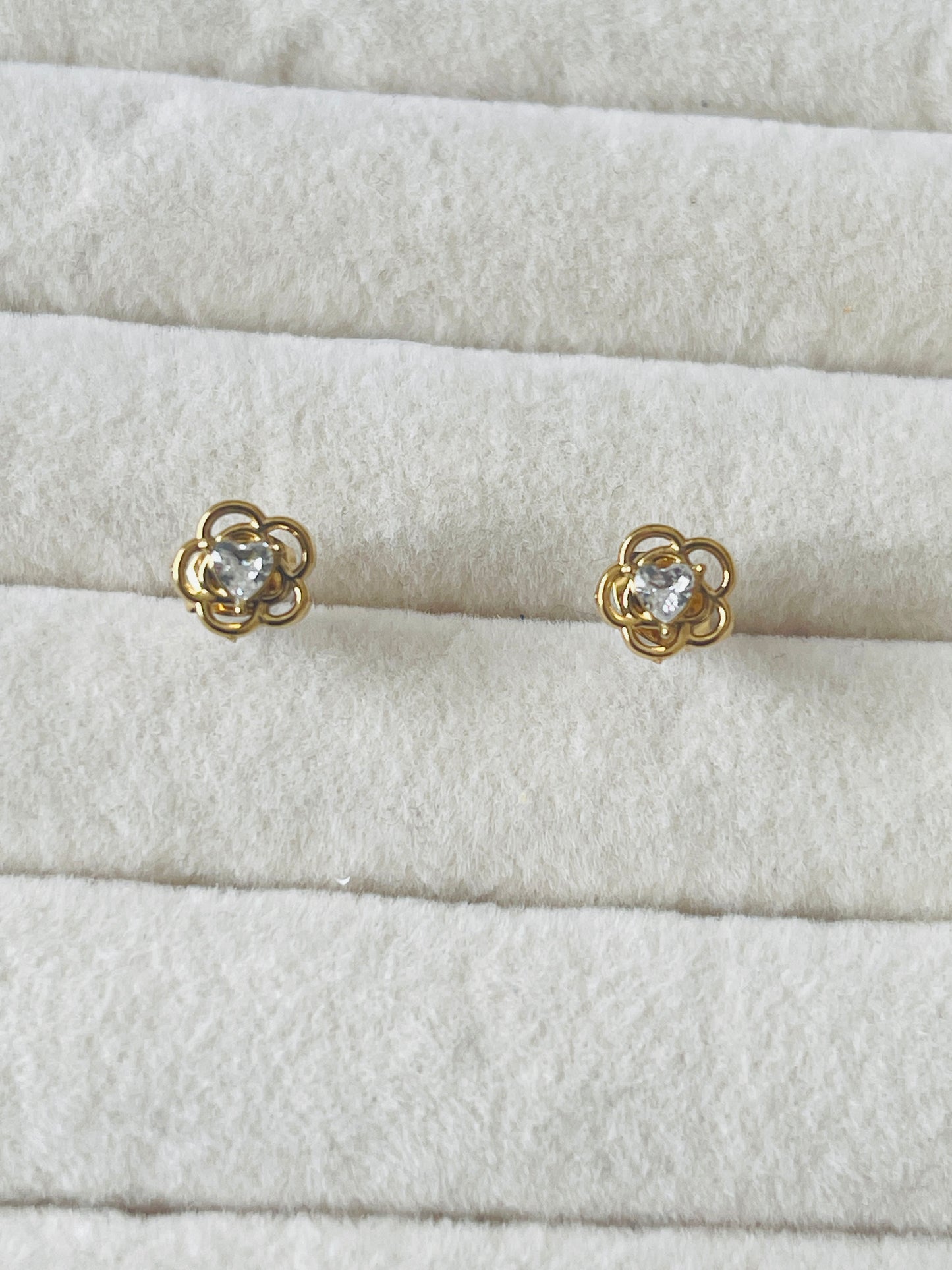 Bloom Solitaire Stud Earrings