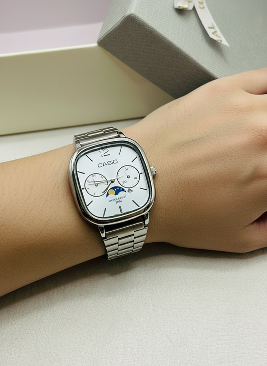 Vintage Style Moonphase Day-Date Watch