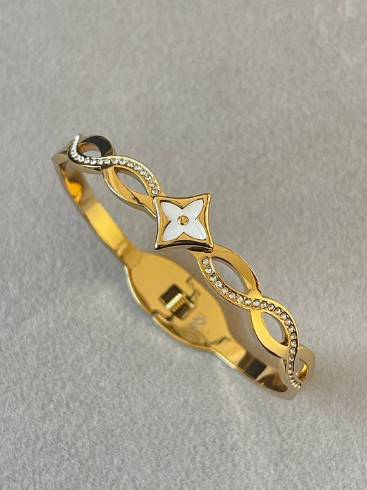 Gold Fleur Bangle