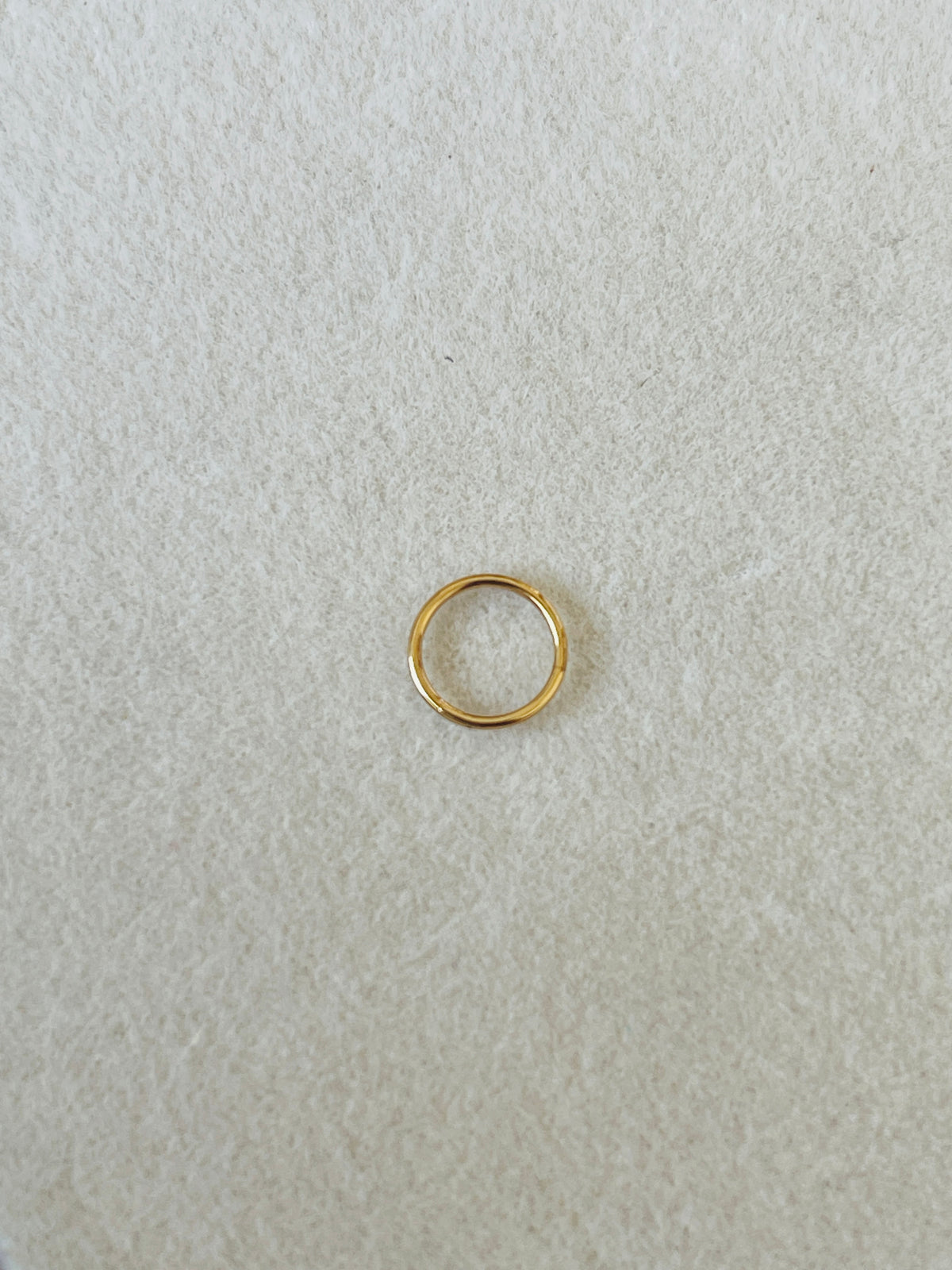 Ultra-Fine Plain Nose Ring  (0.8×7mm)