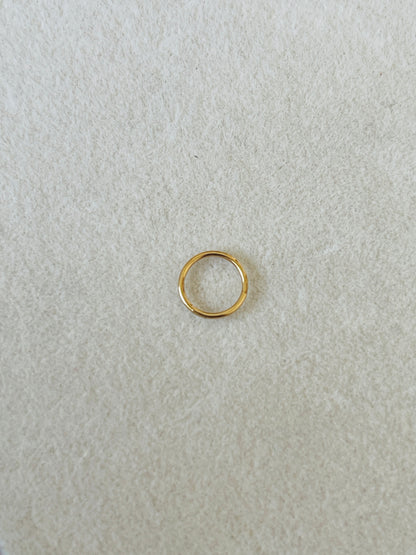 Ultra-Fine Plain Nose Ring  (0.8×7mm)