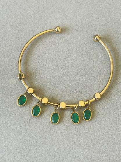 Emerald Charm Drop