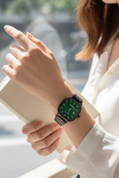 Retro Square  Quartz Watch for Men & Women