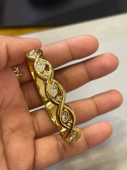 Gold Marquise Wave Twist Bangle