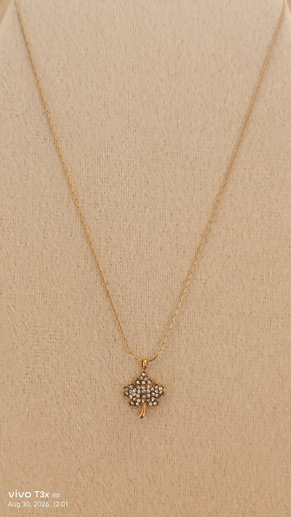 Lucky Clover Pendant Necklace