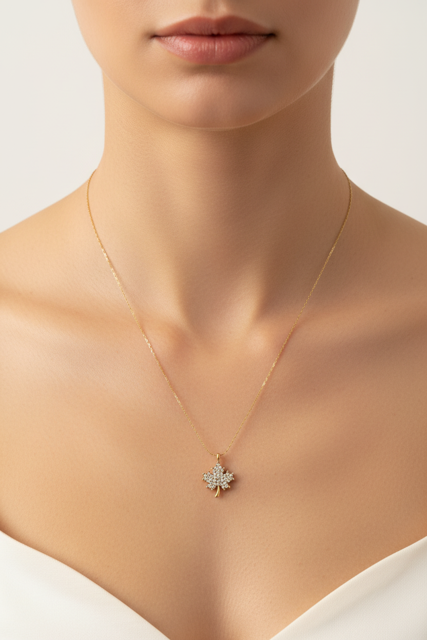 Lucky Clover Pendant Necklace