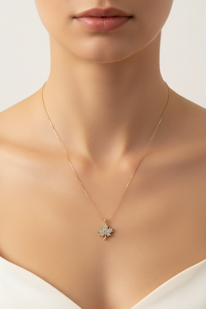 Lucky Clover Pendant Necklace