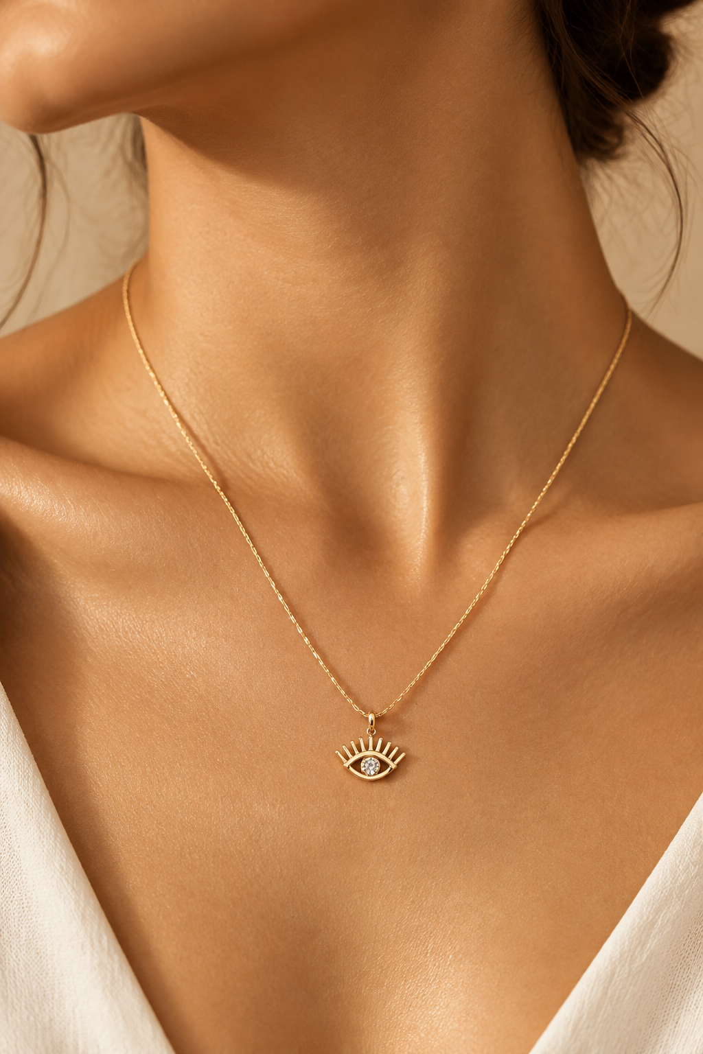 Eye Pendant Necklace