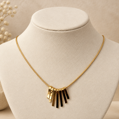 Fan Bar Pendant Necklace