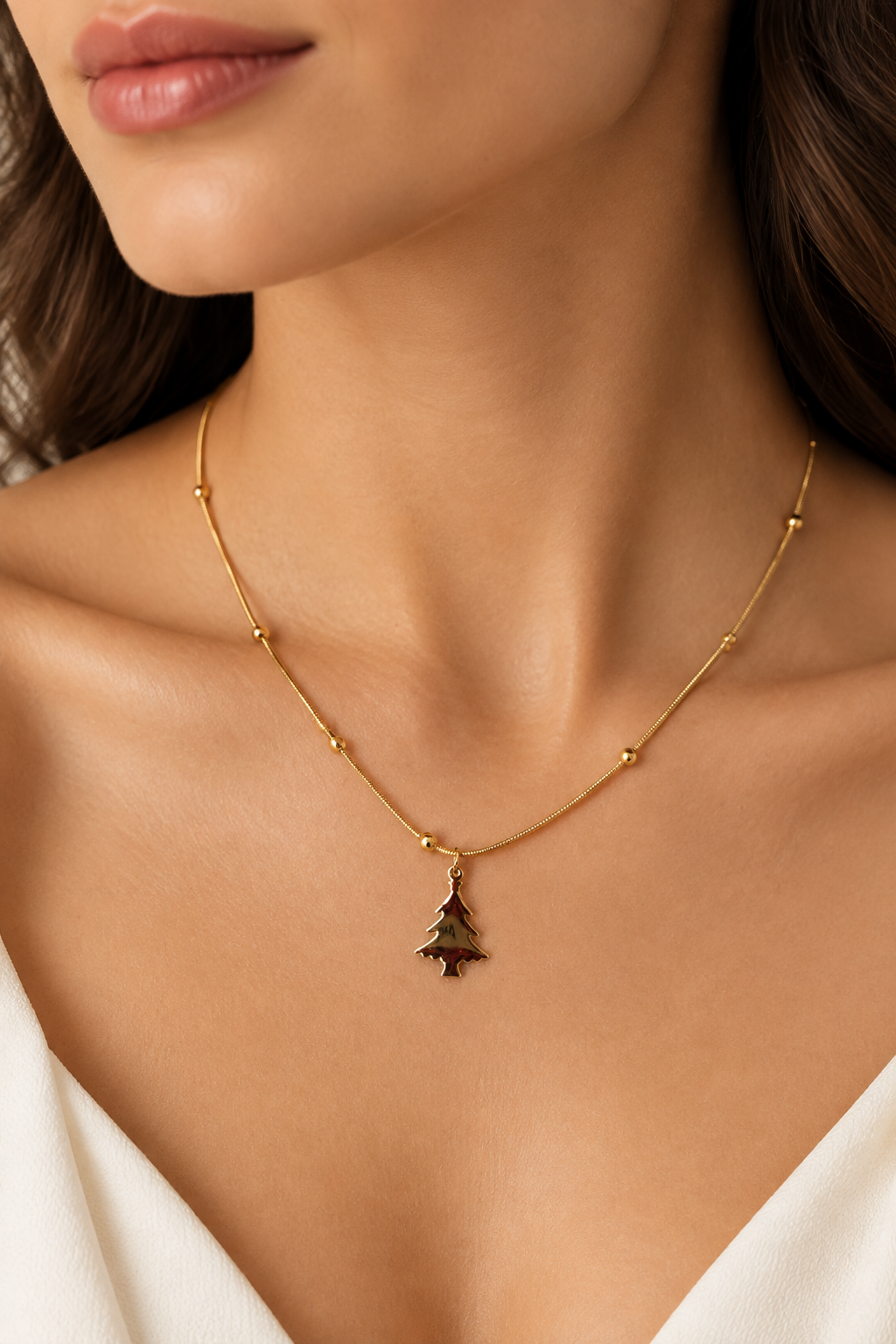 Tree Pendant Beaded Necklace