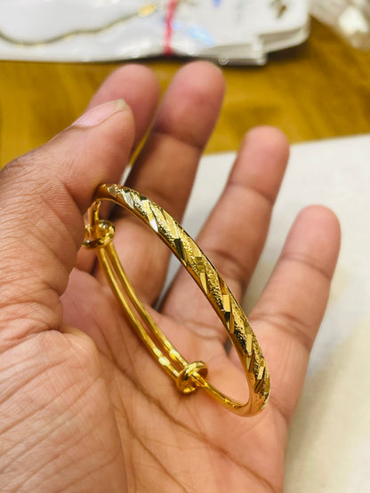 Shimmer Cut Adjustable Baby Bangle