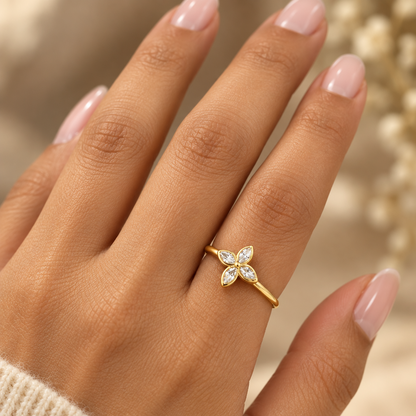 Four-Petal Sparkle  Ring
