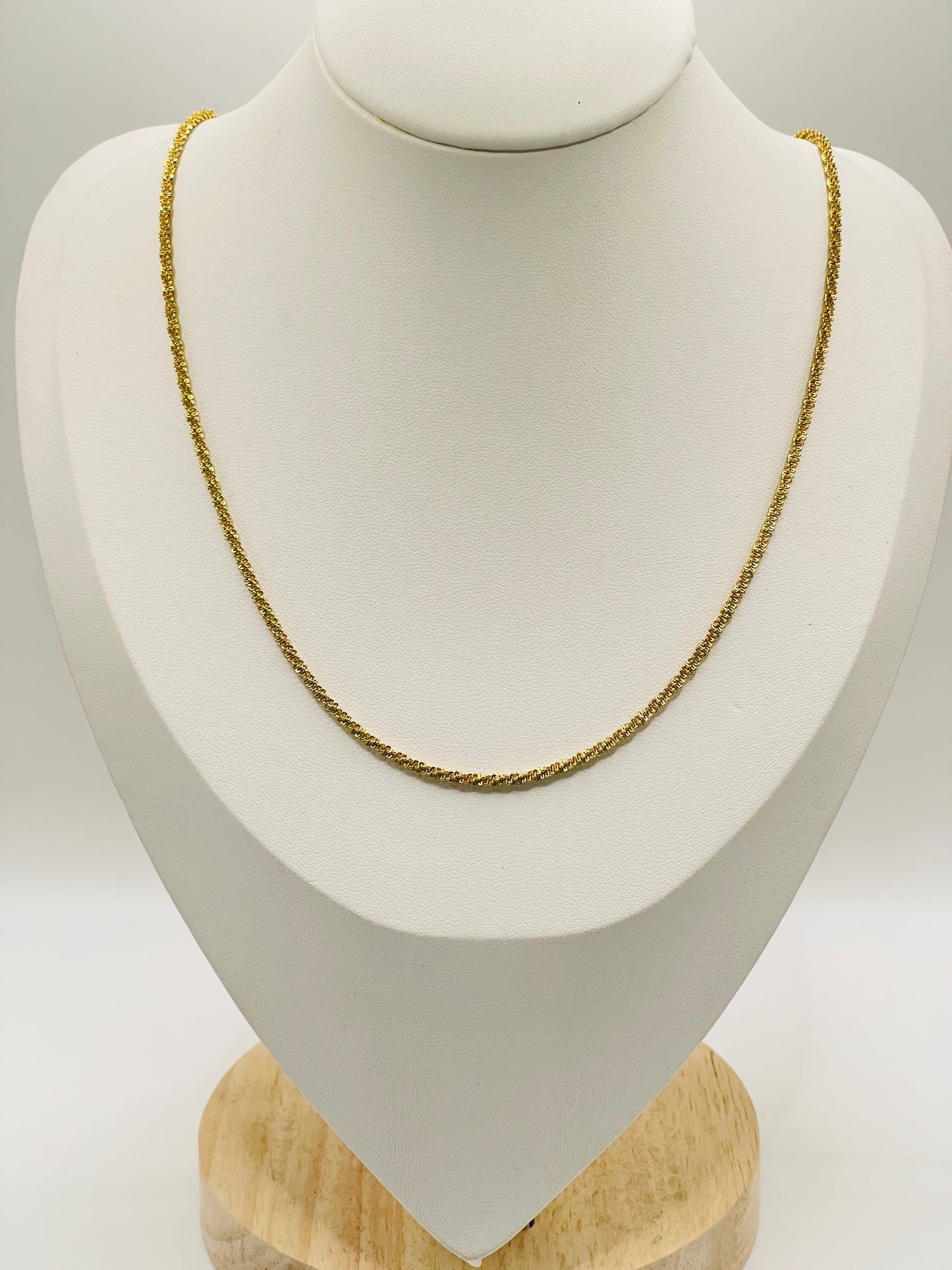 Twisted Shine  Chain