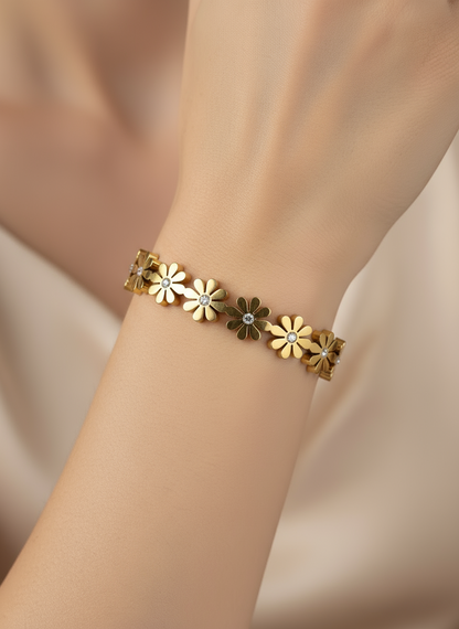 Golden Daisy Bloom Bangle