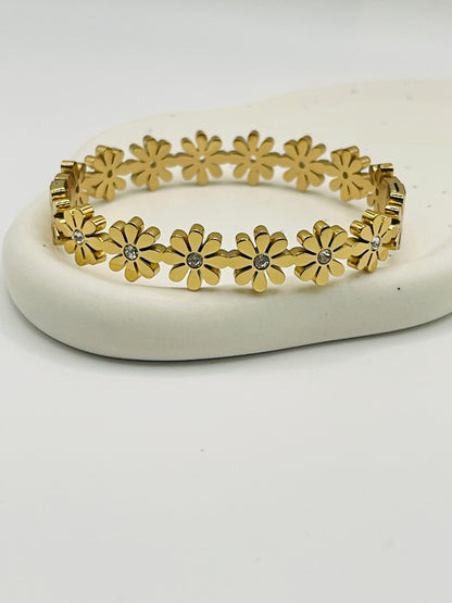Golden Daisy Bloom Bangle