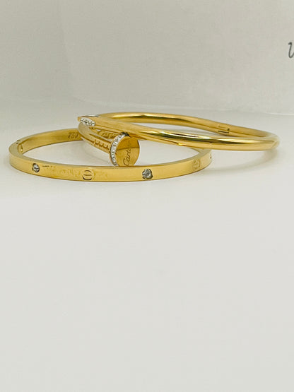 Nail & Love Stack Bangle Set