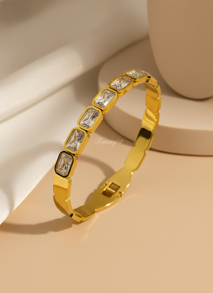 Emerald Cut Line Bangle