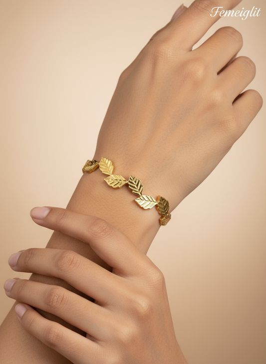 The Leaf Motif Bangle