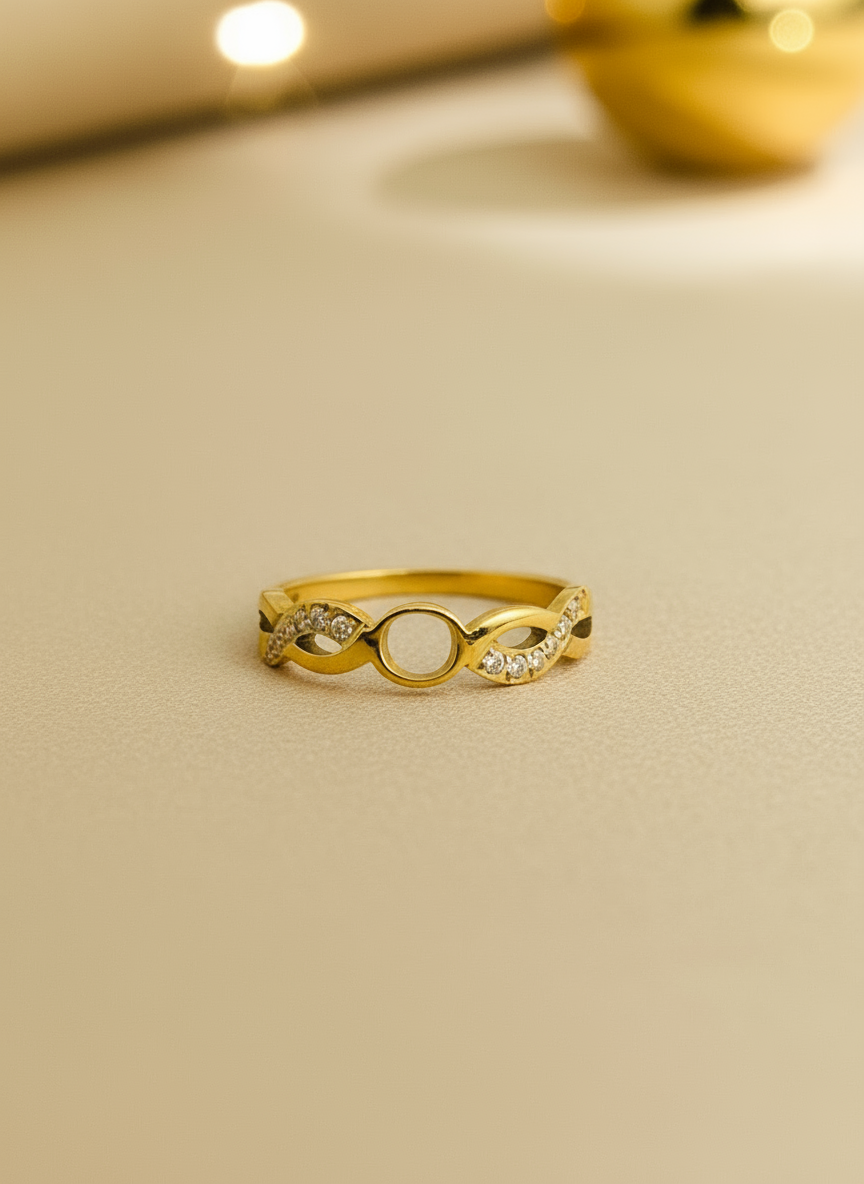 Pave Twist Open Oval Band