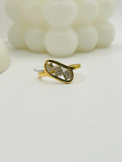 Dainty Bloom Cluster Ring