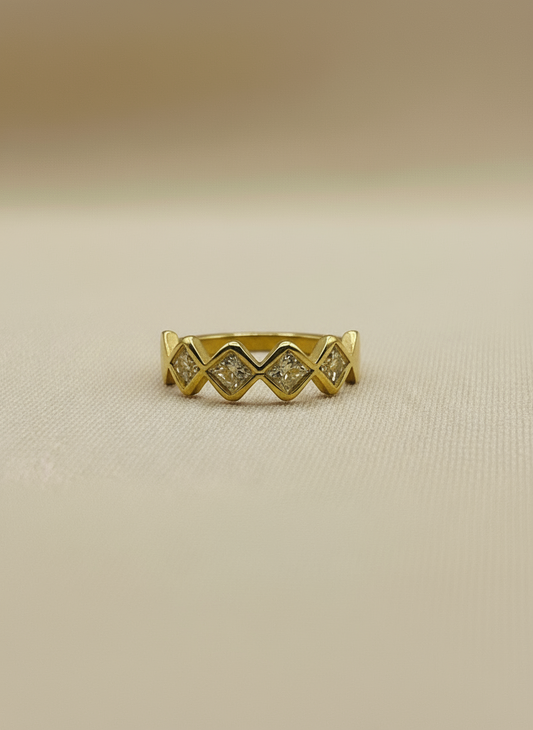 Princess-Cut Trellis Band