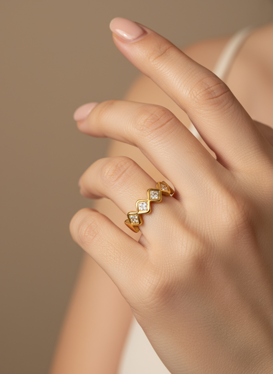 Princess-Cut Trellis Band