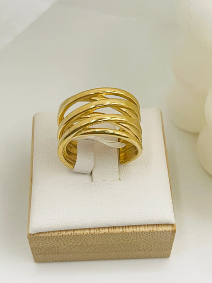 Gold Criss-Cross Cocktail Ring
