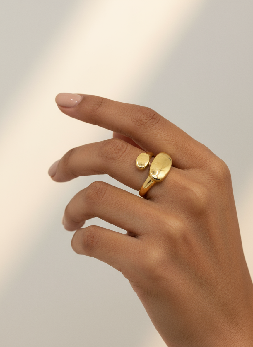 Sculptural Overlap Ring