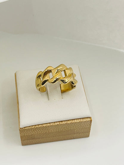Interlinked Gold Statement Ring