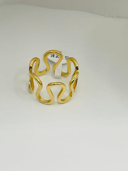 Gilded Horizon Arc Ring
