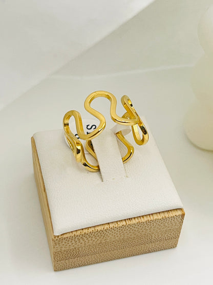 Gilded Horizon Arc Ring