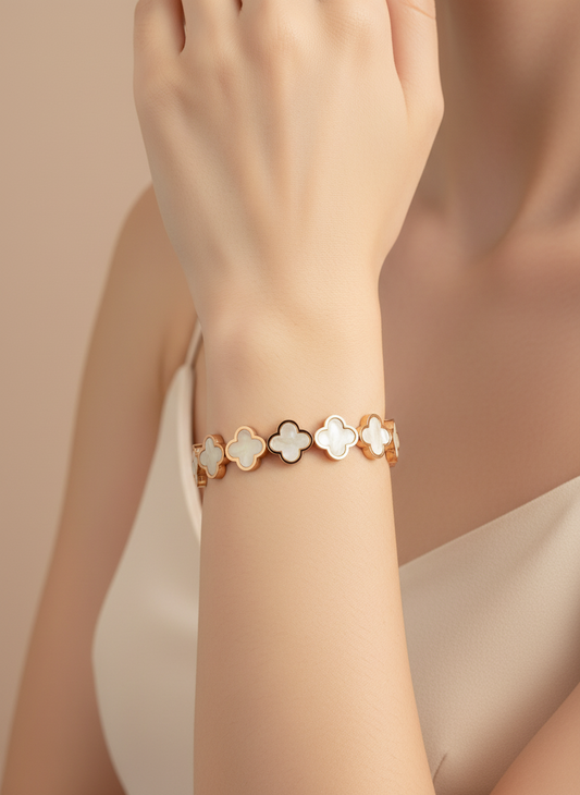 White Shell Flower Rose Gold Bangle