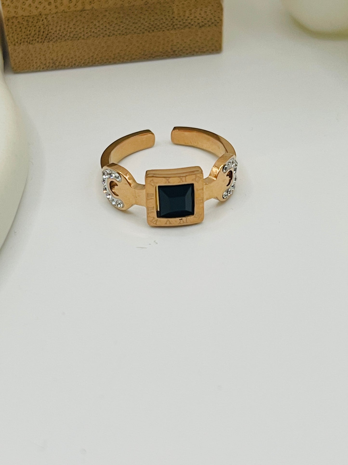 Gold Statement Gemstone Link Ring