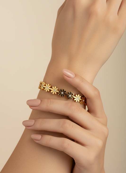 Gold Daisy Flower Chain Bangle