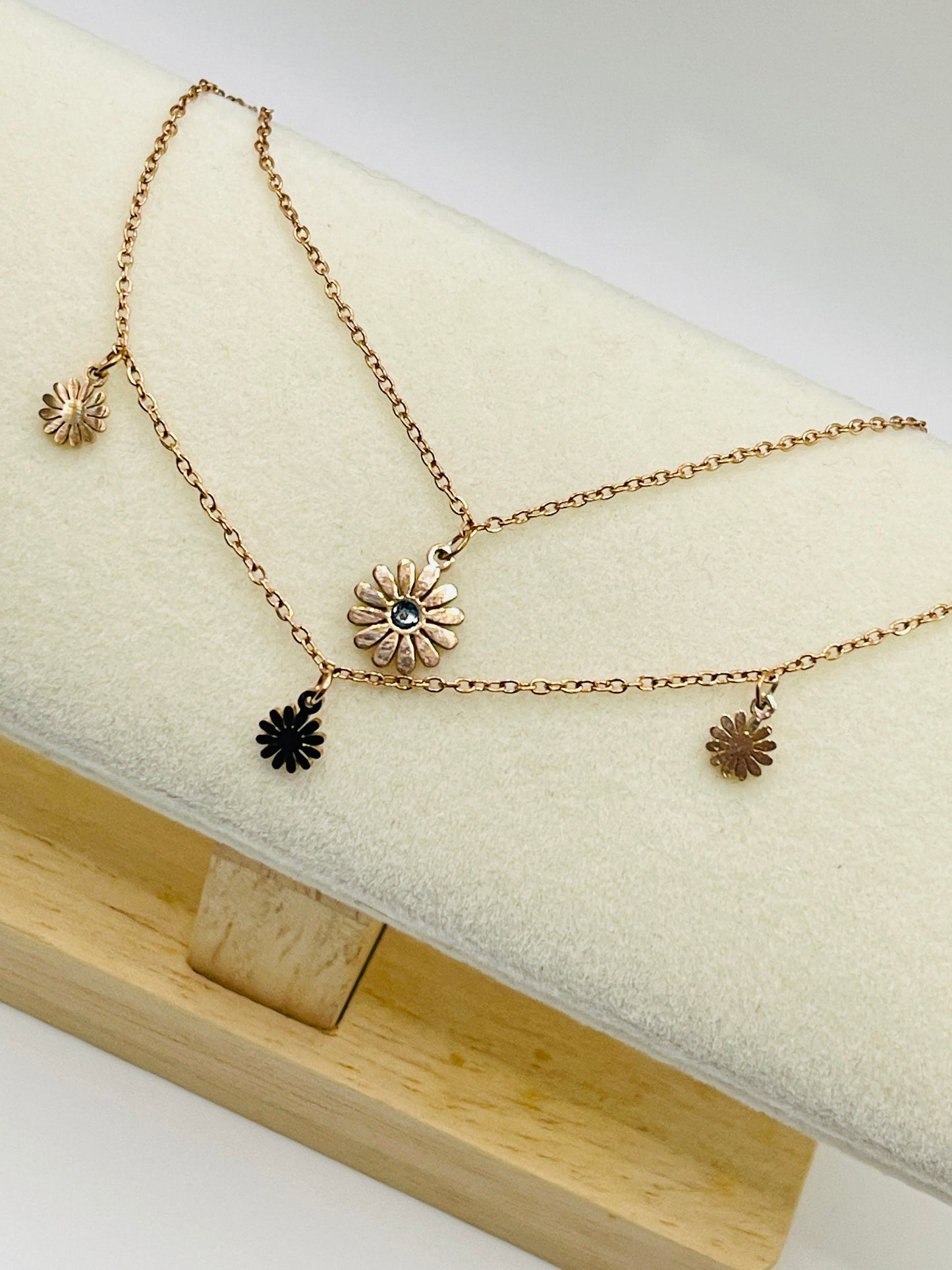 Rose Gold Layered Daisy Charm Bracelet