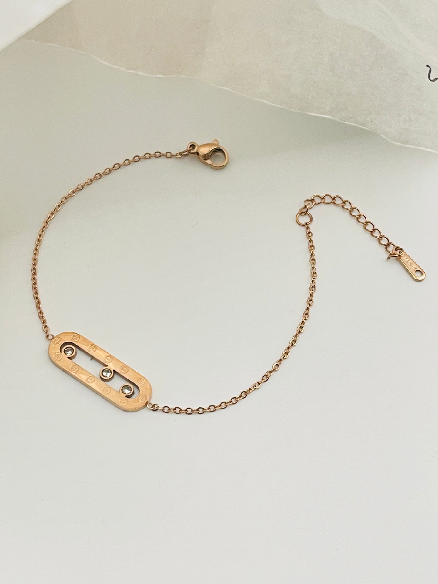 Rose Gold Sparkle Oval Link Bracelet