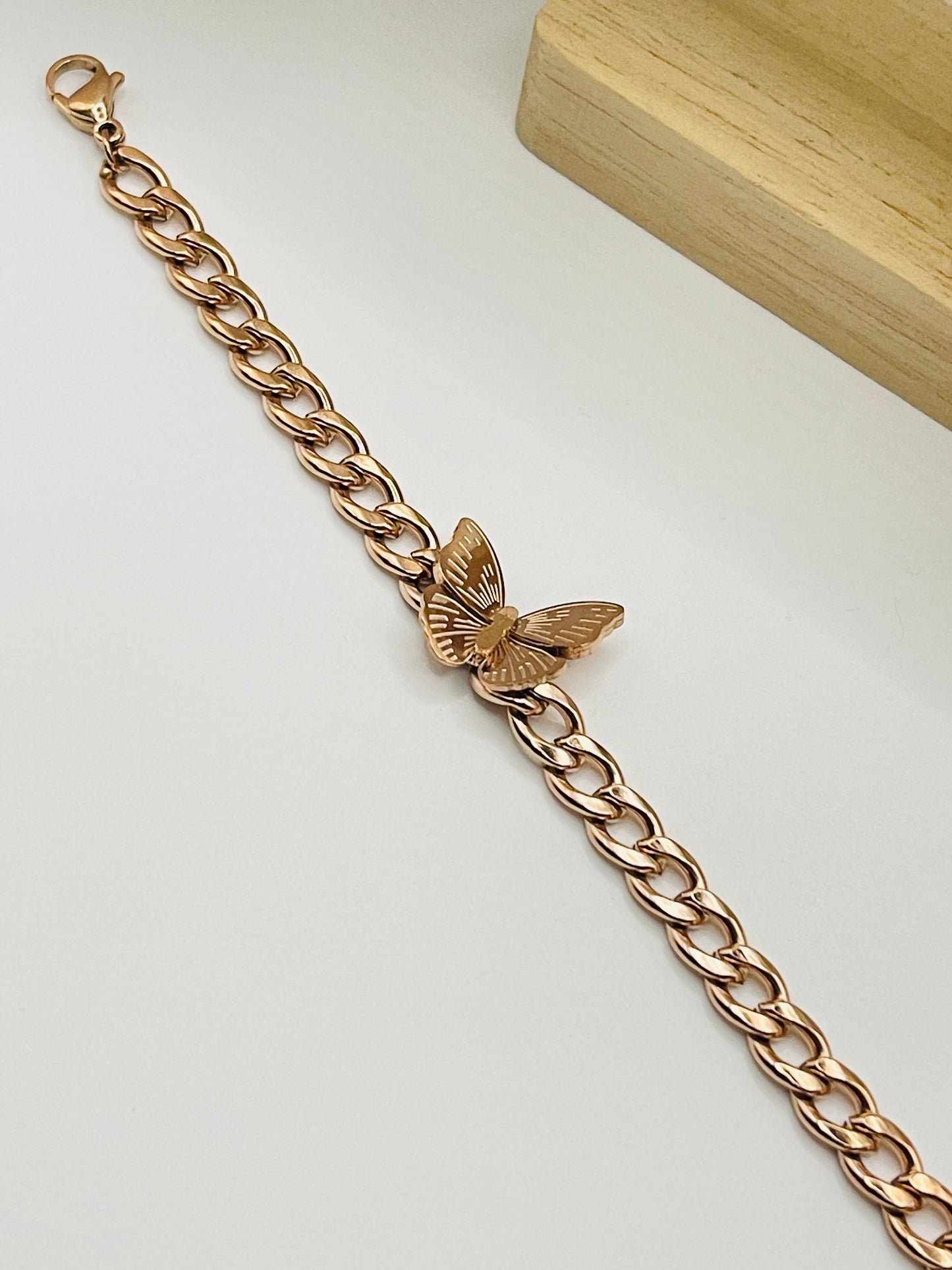 Rose Gold Butterfly Curb Chain Bracelet
